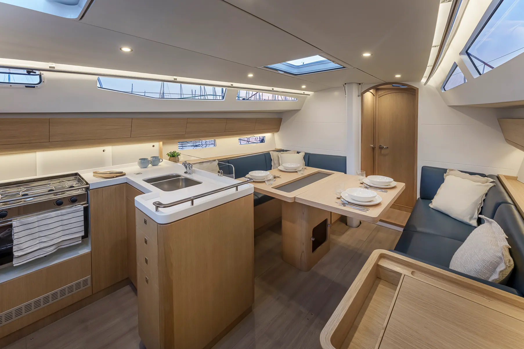 J-Boats-J40-interieur foto 2